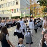 Ghiozdane pentru elevii clasei I la început de an școlar, oferite de YMCA Moldova